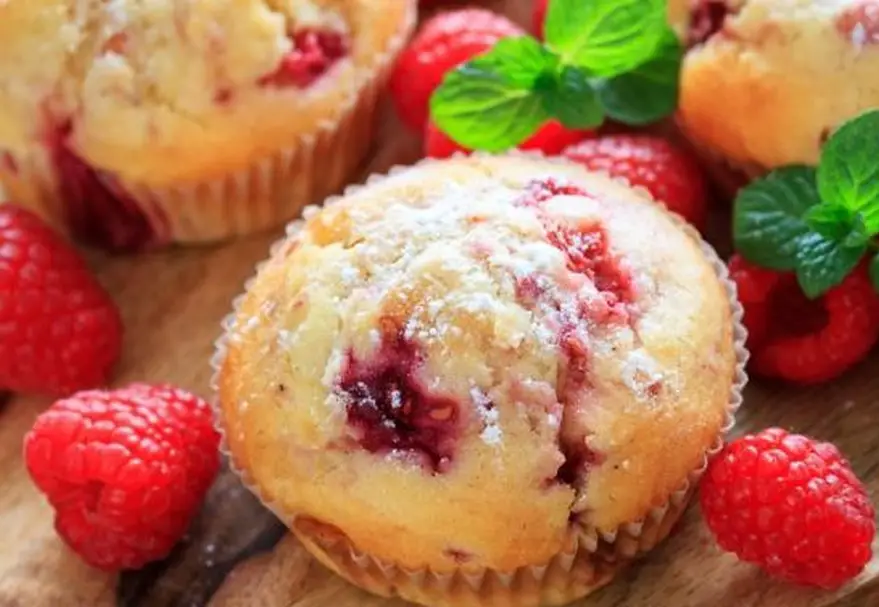 Recette Muffins Aux Framboises Et Aux Amandes Cuisine Momix