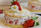 Gâteau aux fraises et à la crème rapide et facile à réaliser