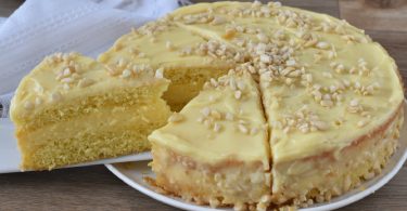 Gâteau italien aux pignons (Torta della nonna)