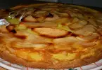 Tarte-flan aux pommes à l’ancienne, sans sucre et délicieuse